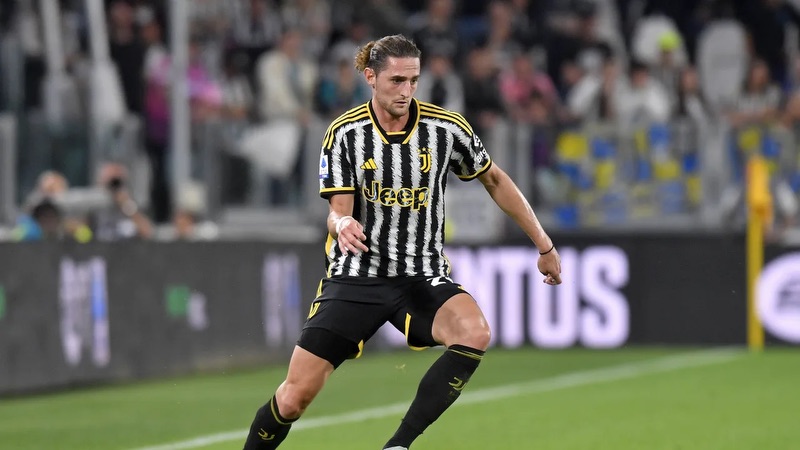 Nhưng sau đó thì anh cũng tỏa sáng với Juventus Nhưng sau đó thì anh cũng tỏa sáng với Juventus