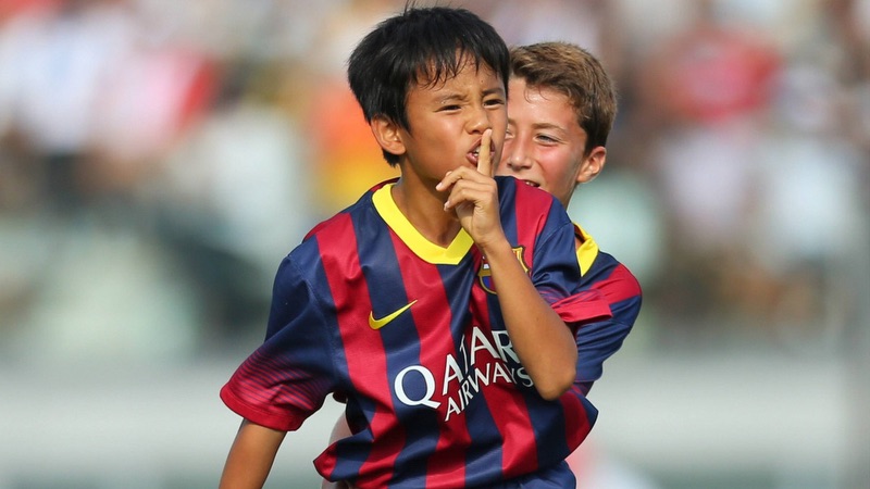 Takefusa Kubo đã từng ăn tập tại lò đào tạo của Barca Takefusa Kubo đã từng ăn tập tại lò đào tạo của Barca