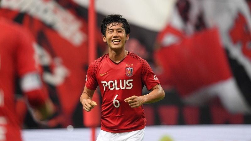 Wataru Endo cũng khởi đầu từ bóng đá quê hương Wataru Endo cũng khởi đầu từ bóng đá quê hương