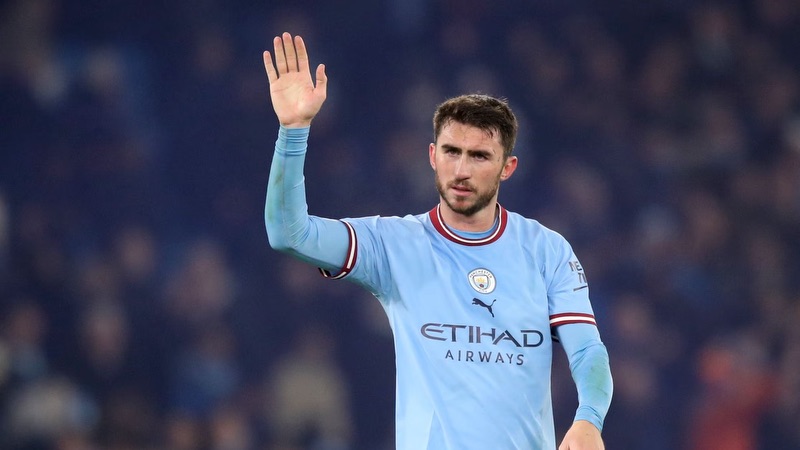 Sau đó cũng có thành công lớn khi chơi cho Man City Sau đó cũng có thành công lớn khi chơi cho Man City