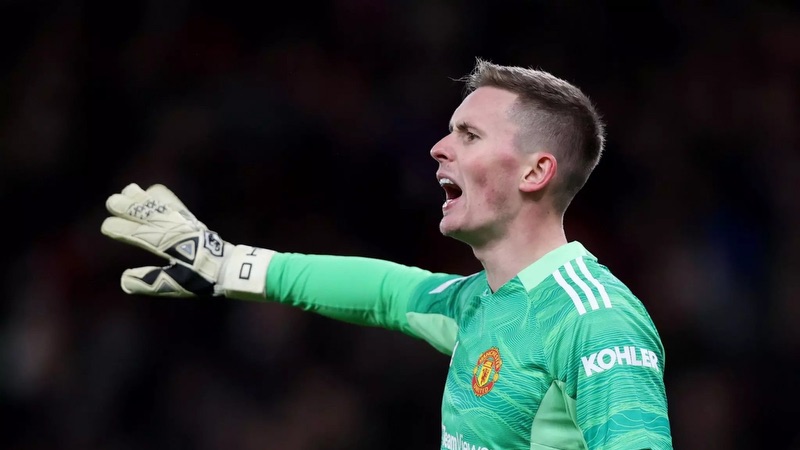 Dean Henderson từng là cái tên trưởng thành từ MU Dean Henderson từng là cái tên trưởng thành từ MU