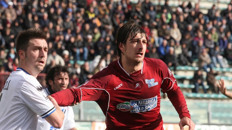 Francesco Acerbi chỉ là cái tên nhỏ bé suốt thời gian đầu sự nghiệp Francesco Acerbi chỉ là cái tên nhỏ bé suốt thời gian đầu sự nghiệp