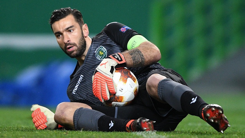 Rui Patricio dành phần lớn thời gian trong sự nghiệp để chơi ở quê hương Rui Patricio dành phần lớn thời gian trong sự nghiệp để chơi ở quê hương