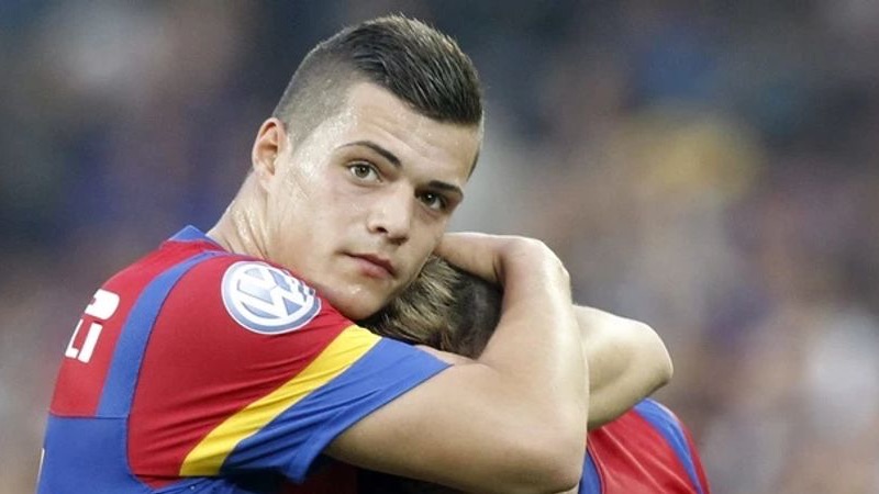 Granit Xhaka cũng là một cái tên được đánh giá cao khi còn trẻ